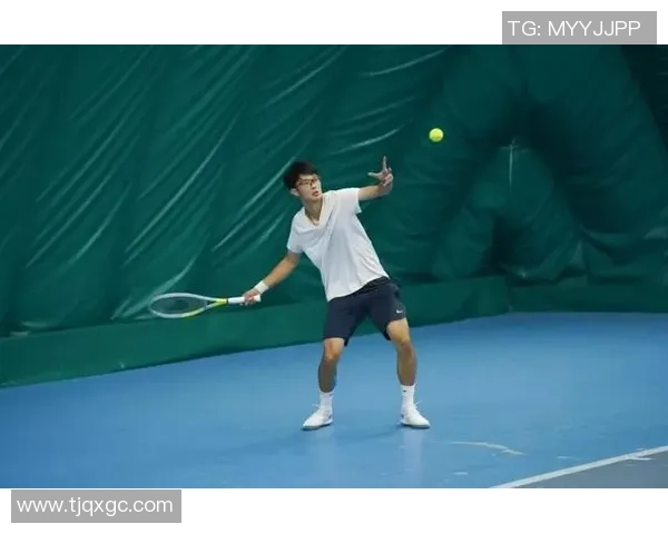 西安网球队荣登网球战术排行榜第一名引领全国风潮