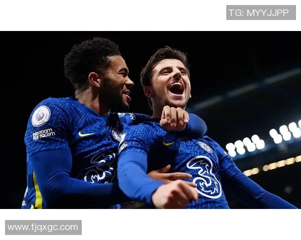 足球明星詹姆森的传奇之路与他在绿茵场上的辉煌成就解析