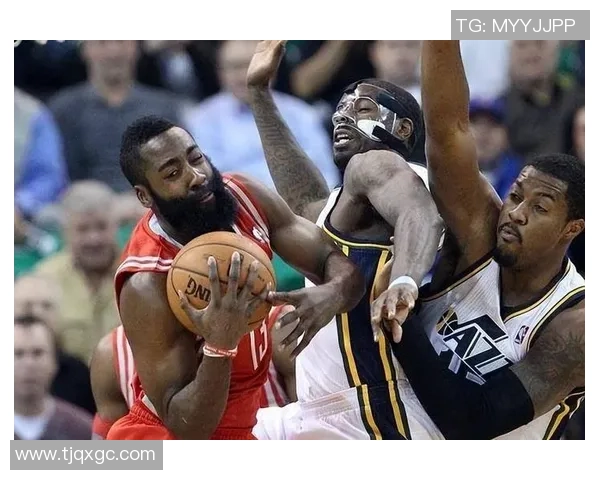 哈登谈足球梦想与职业生涯的交汇点揭秘足球明星背后的故事